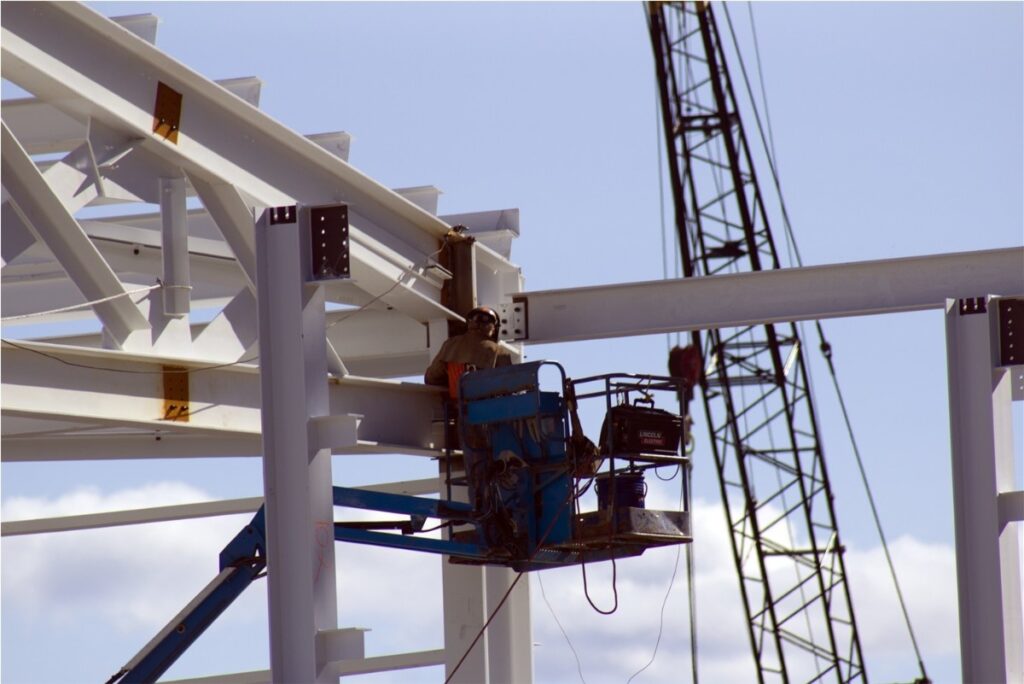 MEA steel erection