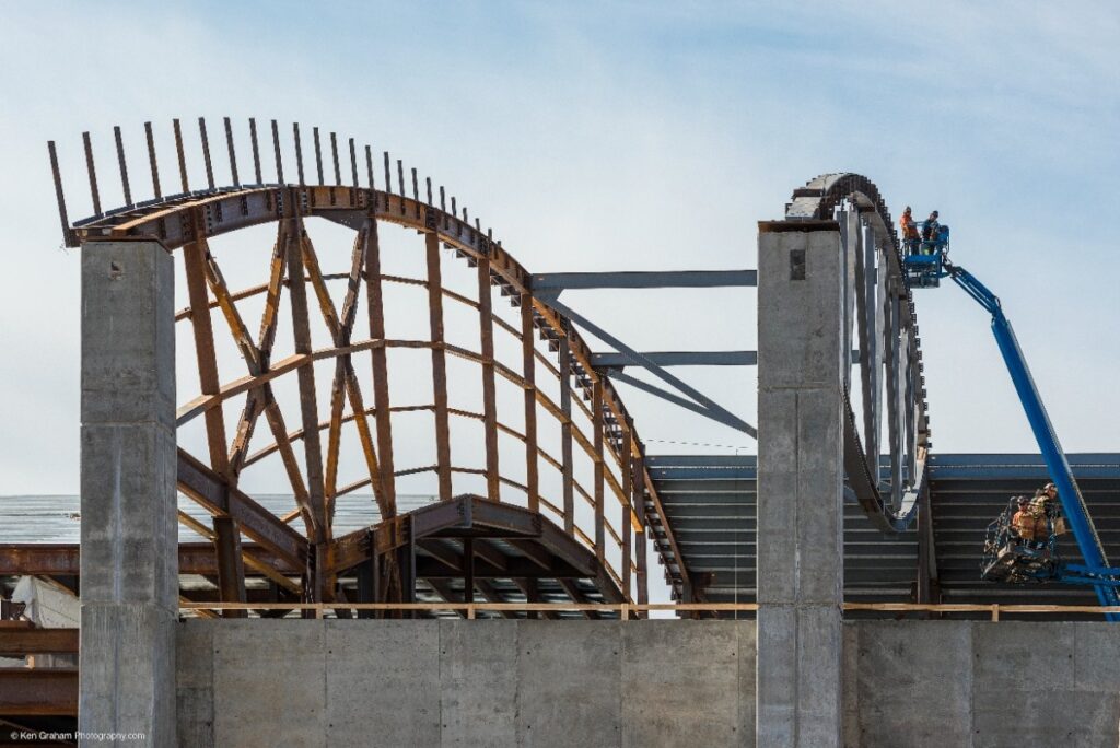 UAA Alaska Airlines Arena – Seawolf steel erection